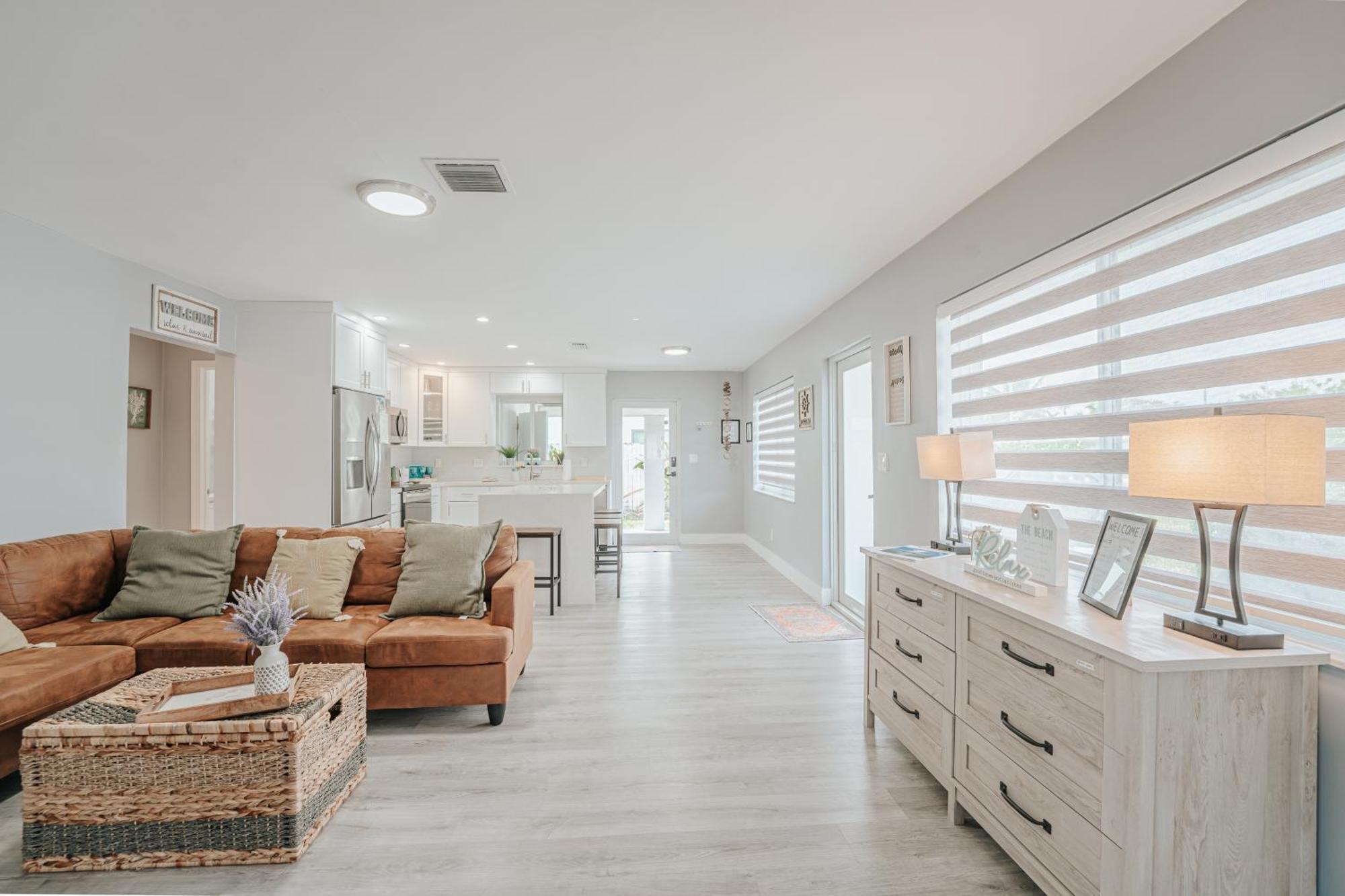 Home With A Pool Close To Beach And Fll Airport Pool Heated October- March Fort Lauderdale Luaran gambar