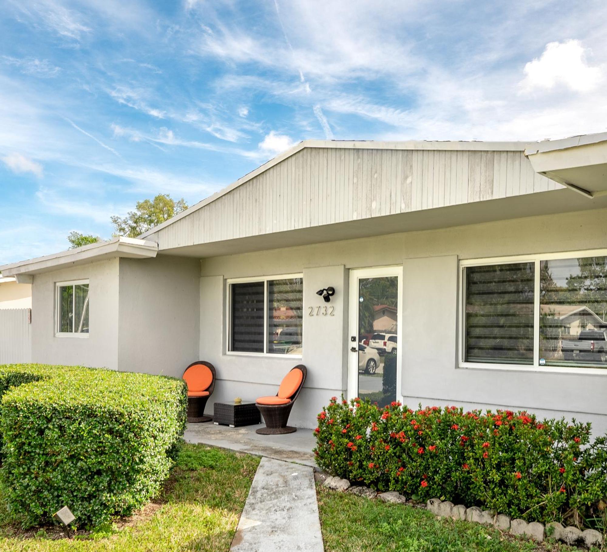 Home With A Pool Close To Beach And Fll Airport Pool Heated October- March Fort Lauderdale Luaran gambar